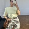Тениска с подплънки •Butter Yellow• - Thumbnail Image 4