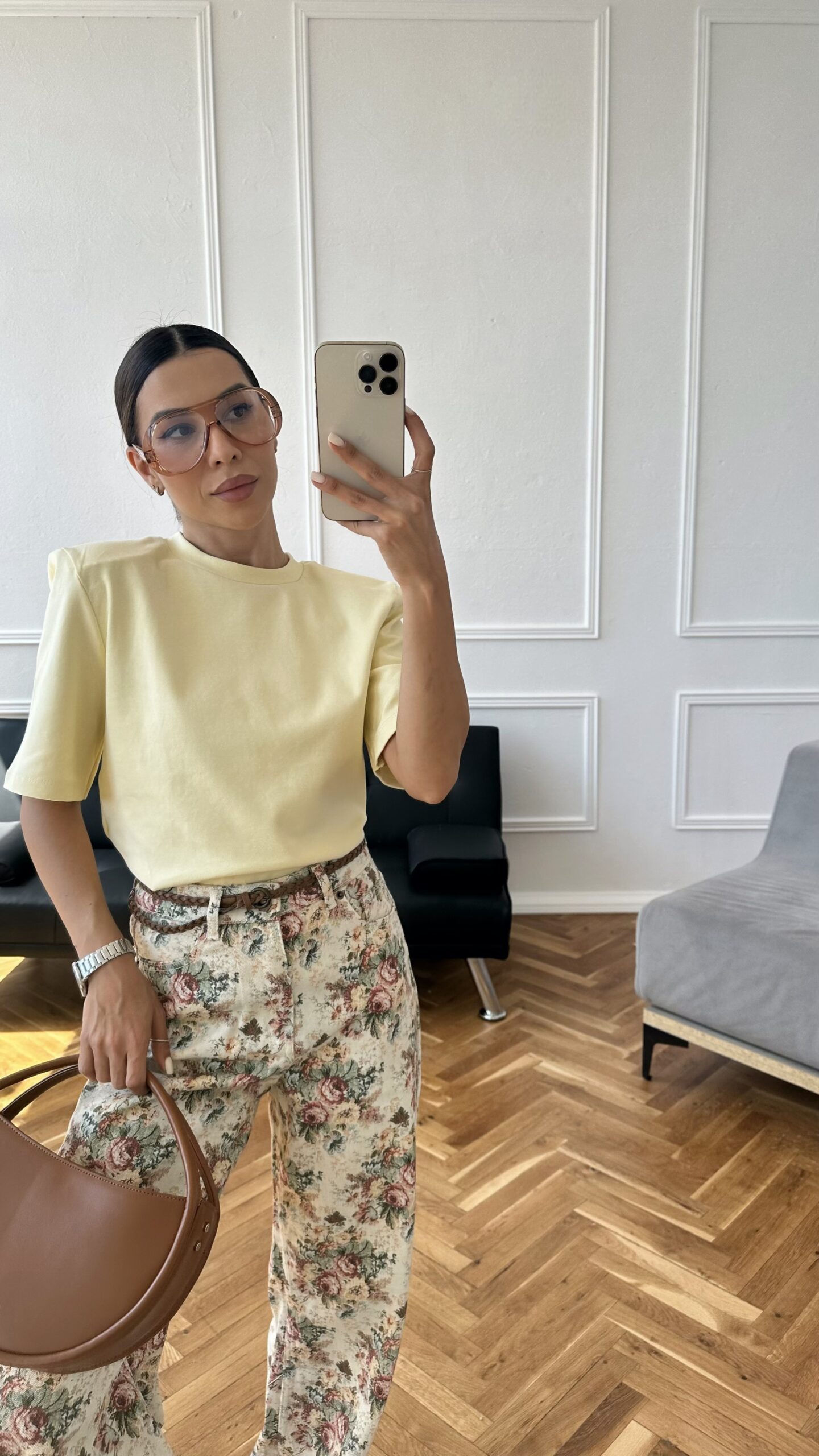 Тениска с подплънки •Butter Yellow• - Image 9